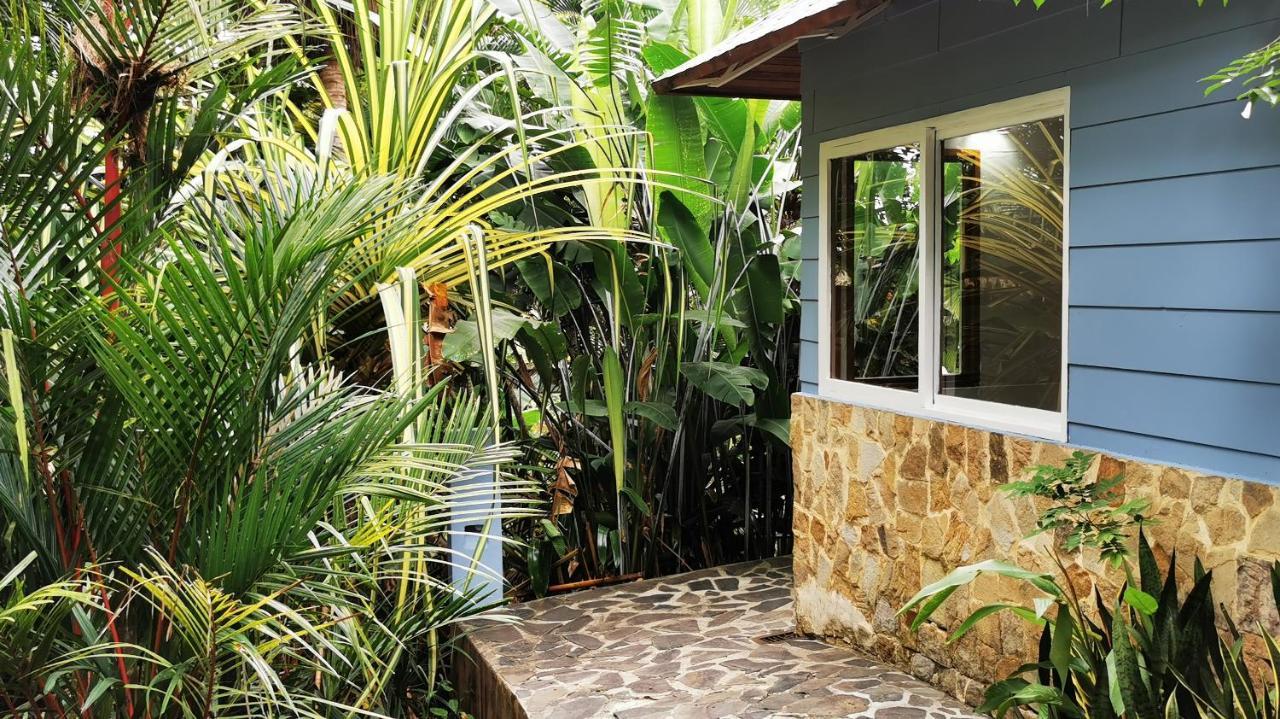 Moana Lodge Nicoya Esterno foto